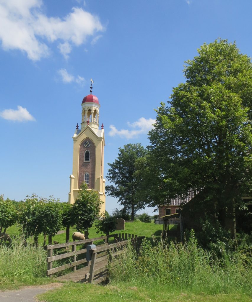 De toren van Westerdijkshorn, na de restauratie