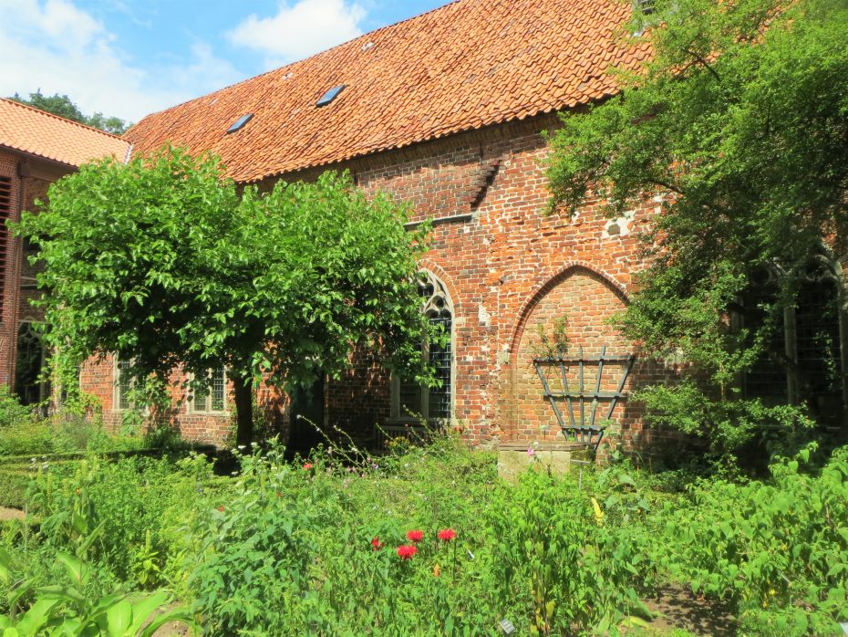 De kruidentuin van het klooster