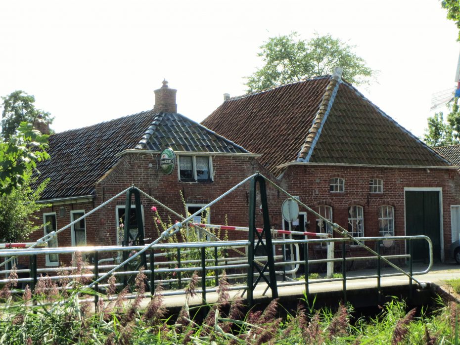 Het huiskamercafé van Westerwijtwerd.