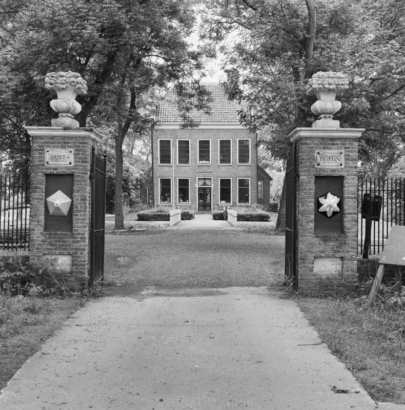 Borg Rusthoven, Eekwerd/Wirdum (foto via Hans Zant)